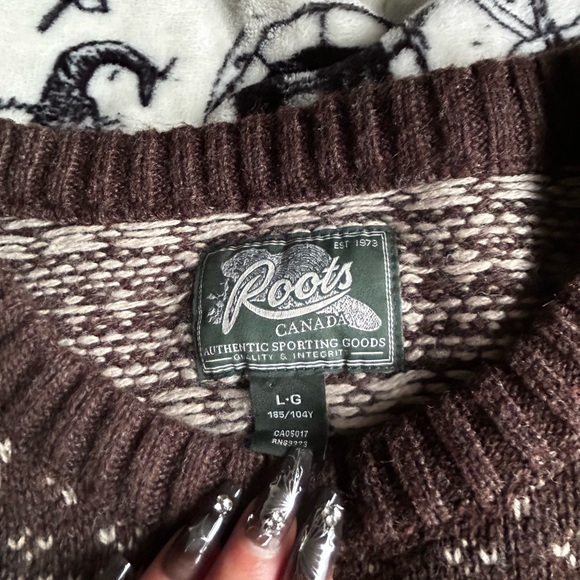 Roots Sweater - Picture 3 of 4